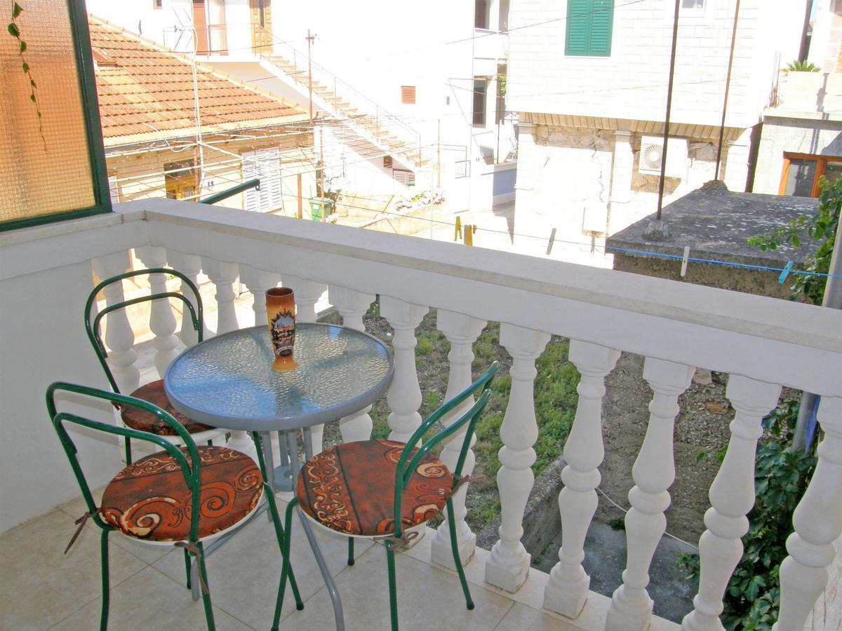 Apartments Jurica Primosten Bagian luar foto