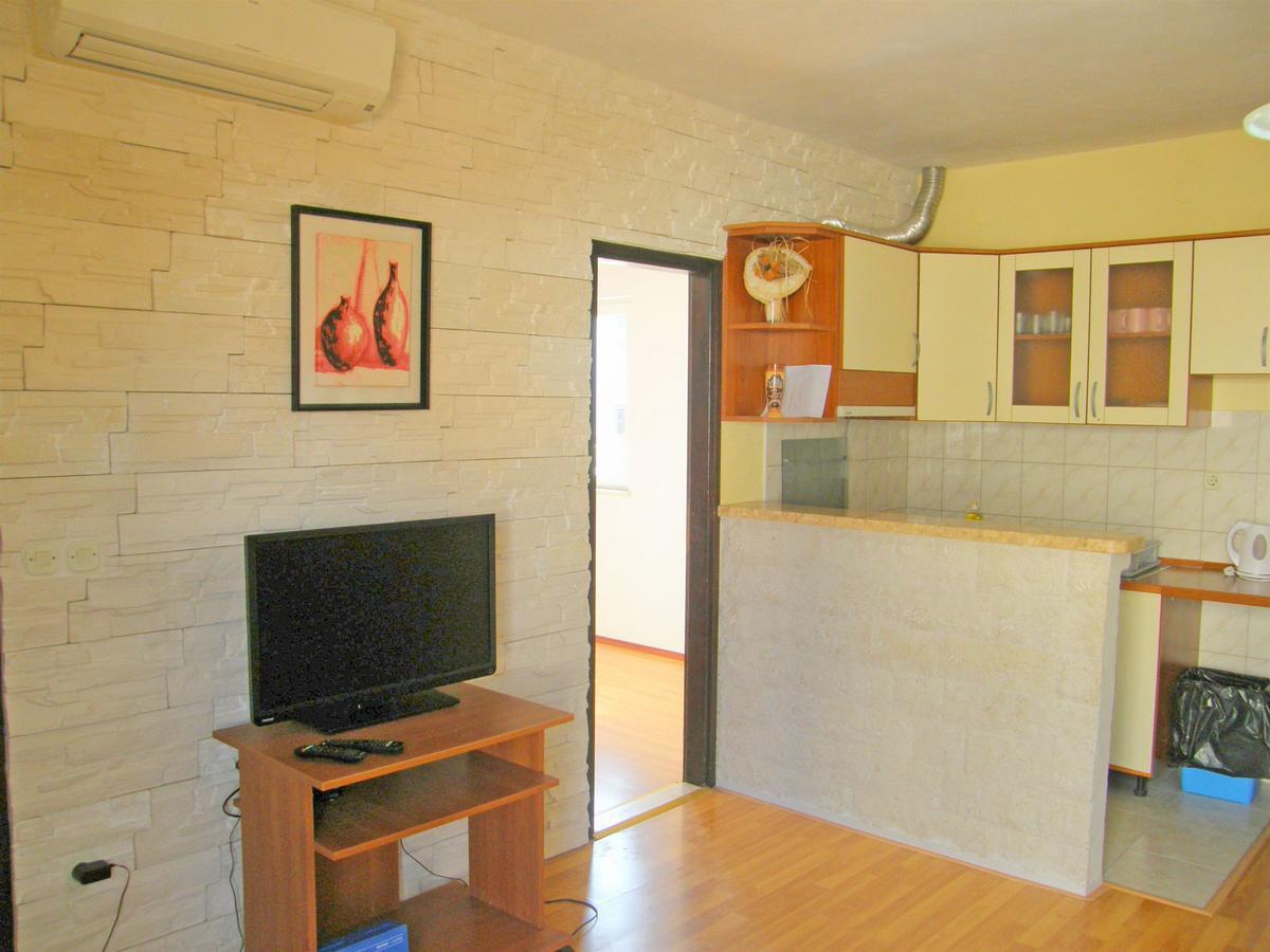 Apartments Jurica Primosten Bagian luar foto
