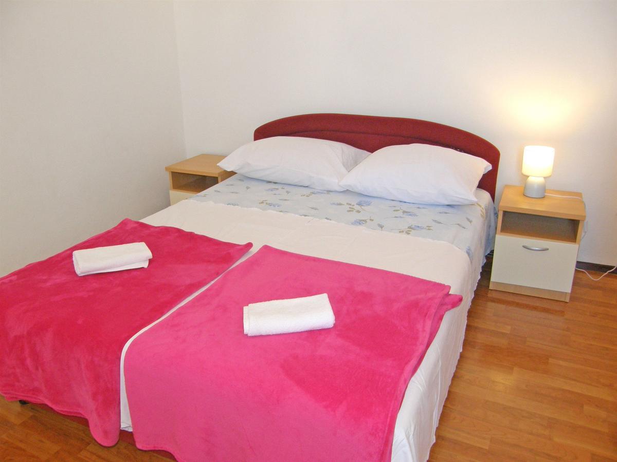 Apartments Jurica Primosten Bagian luar foto