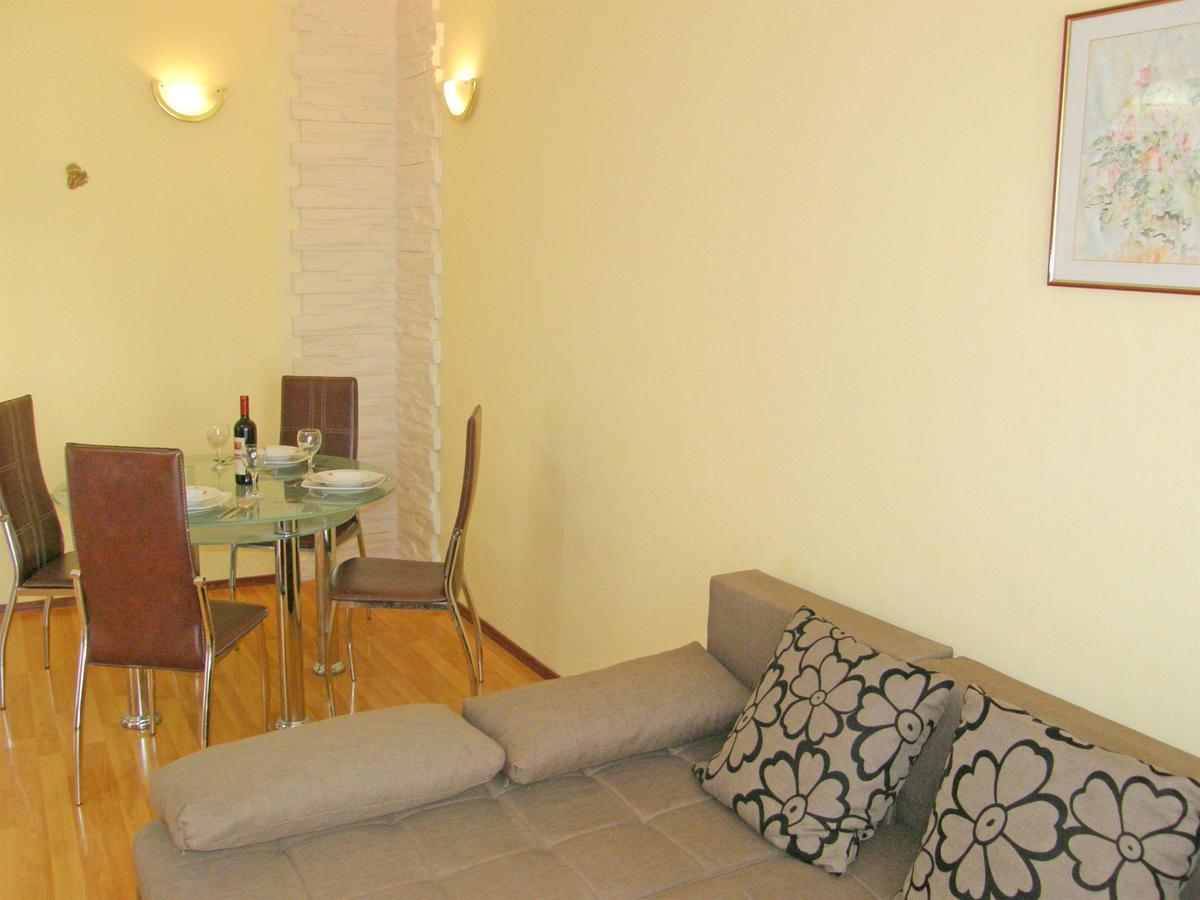 Apartments Jurica Primosten Bagian luar foto